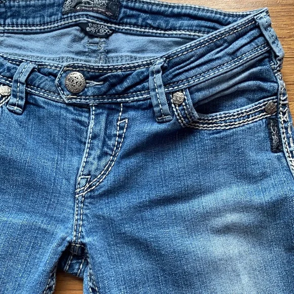 Silver jeans size 29 w 33 length low rise Tuesday baby boot - Picture 7 of 14
